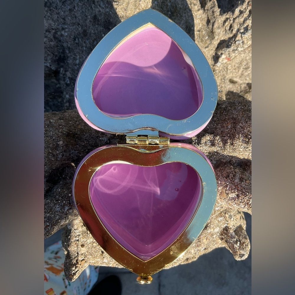 Heart Shaped Trinket Box Hinged Jewelry Gift Box Pink Ceramic Dish with Lid 3” - Picture 5 of 6